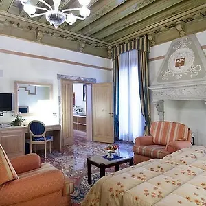Foscari Palace Benátky
