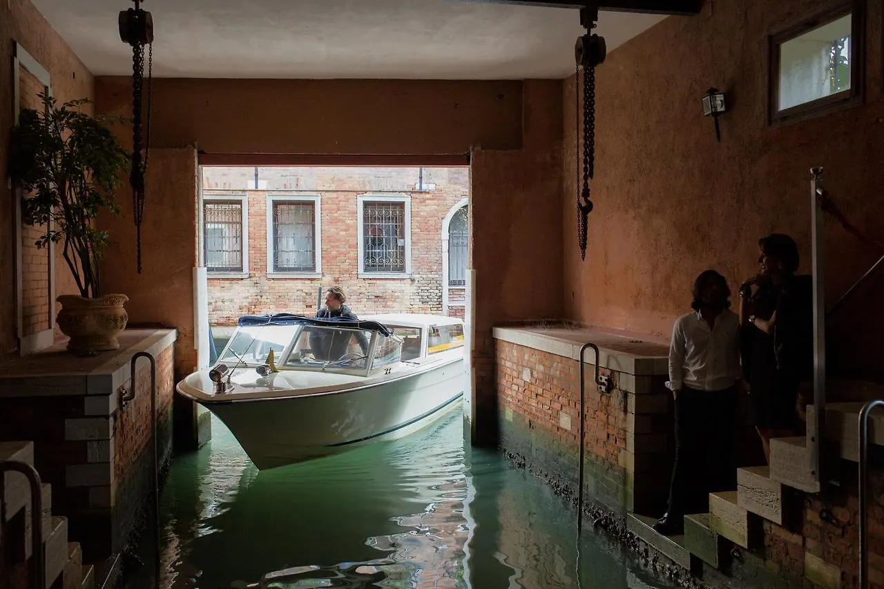 Ca' Nigra Lagoon Resort Venedig 4*,